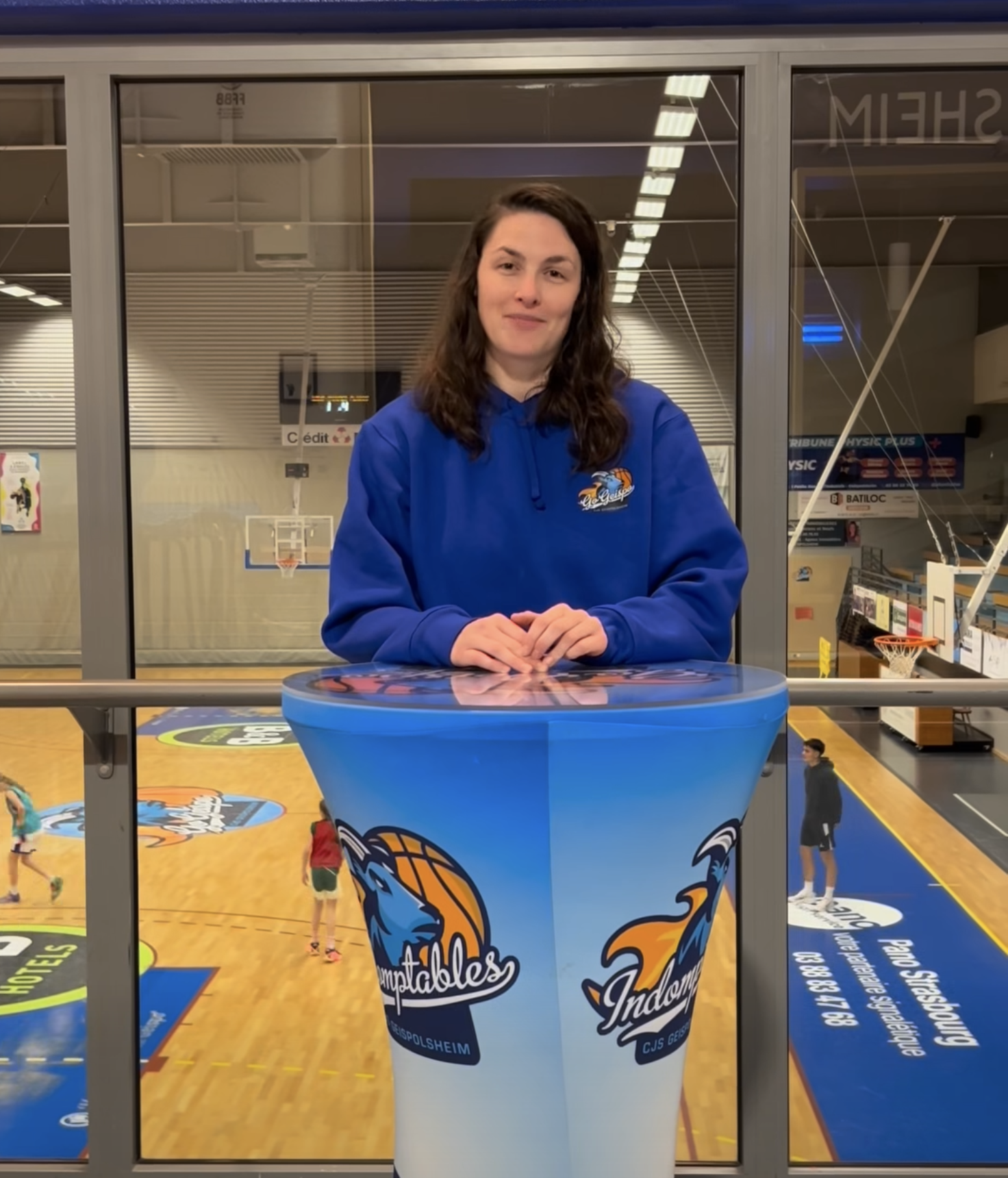 Cecile Dambach, capitaine des Indomptables, a un message pour vous ! 🤩 Bischheim