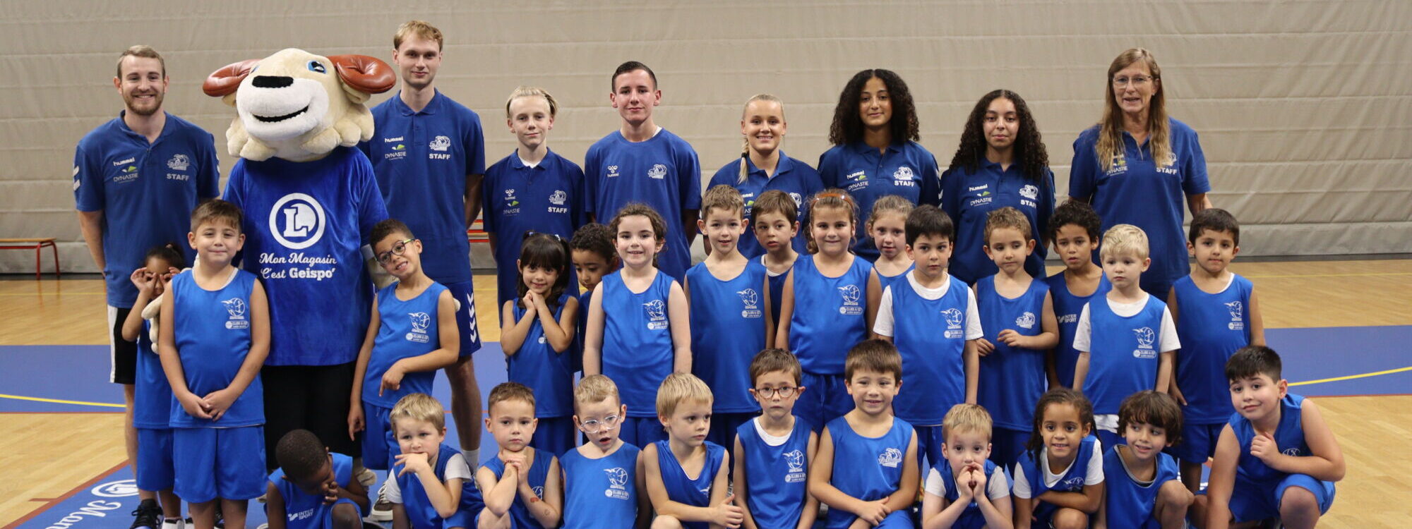 Les &eacute;quipes juniors du CJS Geispolsheim en Alsace&nbsp; Bischwiller