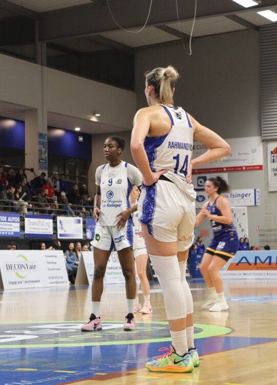 𝗣𝗵𝗼𝘁𝗼𝘀 𝗱𝘂 𝗺𝗮𝘁𝗰𝗵 𝗱𝗲 𝗻𝗼𝘀 𝗜𝗻𝗱𝗼𝗺𝗽𝘁𝗮𝗯𝗹𝗲𝘀 𝗳𝗮𝗰𝗲 𝗮̀ 𝗟𝗶𝗺𝗼𝗴𝗲𝘀 𝗔𝗕𝗖 ! 📸 Erstein